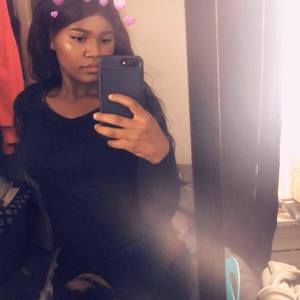 Meet your Posher, Tikira